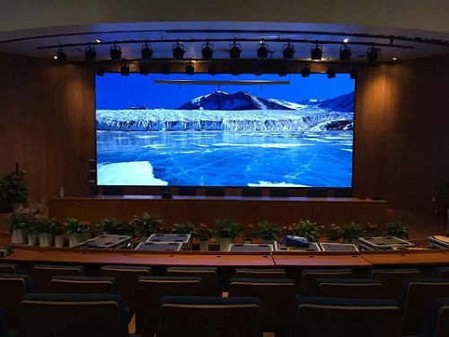 室內T2全彩表貼LED顯示屏